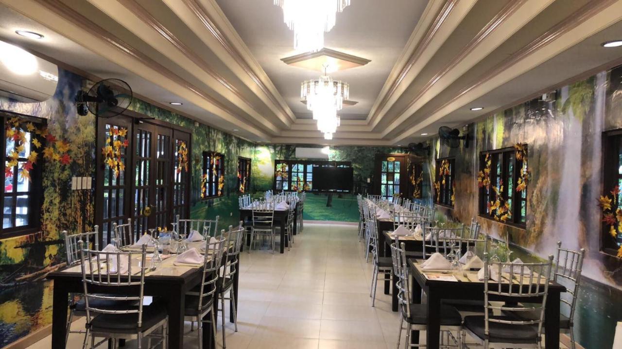 Villa Esmeralda Bryan'S Resort Hotel And Restaurant Palayan City Exterior foto